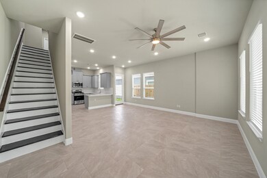 8320 Sunnyhill St, Houston, TX 77088 - photo 6