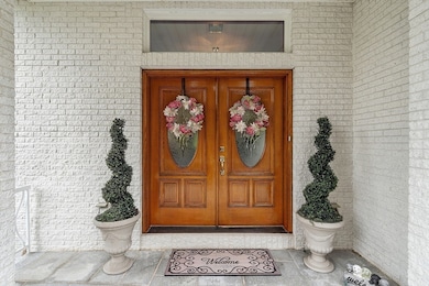 0 E Border Cir, Medford, MA 02155 - photo 4