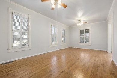 205 S Rio Grande St, Lockhart, TX 78644 - photo 7