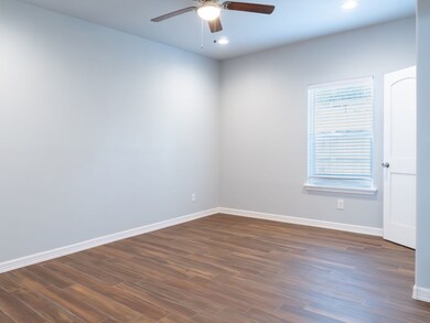 420 Hohldale St unit A, Houston, TX 77091 - photo 5