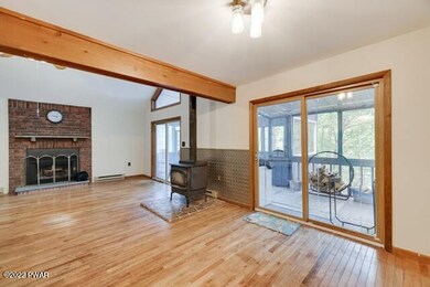 356 Tinkwig Dr, Hawley, PA 18428 - photo 4