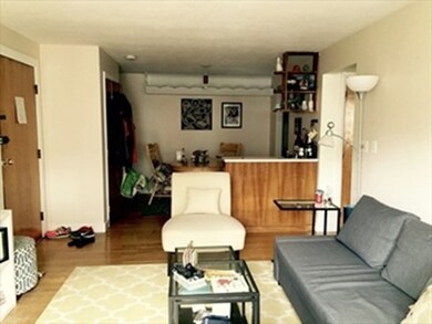 8 Commonwealth Ct unit 10, Brighton, MA 02135 - photo 3