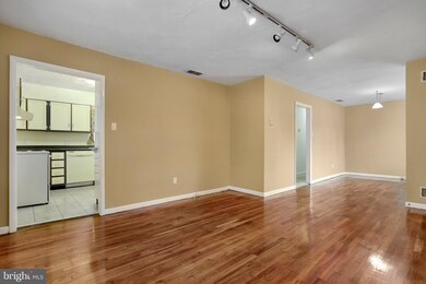 1927 Lewis Ave, Rockville, MD 20851 - photo 5