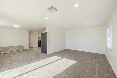 6727 Holiday Ave, Rosamond, CA 93560 - photo 2