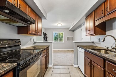 8 Beals Cove Rd unit J, Hingham, MA 02043 - photo 2