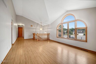 9082 Dallas Place, Crown Point, IN 46307 - photo 4