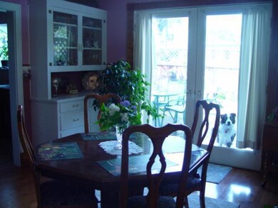 728 NW 5th St, Grants Pass, OR 97526 - photo 3