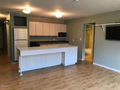 Kitchen with Island