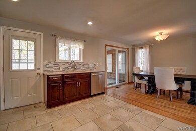 780 Deerfield Dr, North Tonawanda, NY 14120 - photo 4