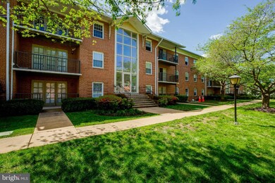 3336 Spring Ln unit A40, Baileys Crossroads, VA 22041 - photo 2