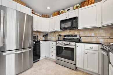 219 Beach Rd unit 2, Salisbury, MA 01952 - photo 5