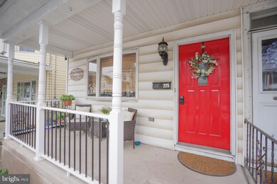 325 Hazle St, Tamaqua, PA 18252 - photo 3