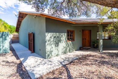 3321 N 34th St___-6