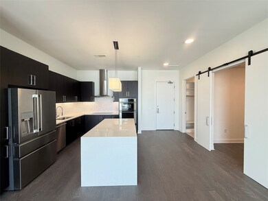 3300 Main St unit 3006, Houston, TX 77002 - photo 2