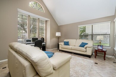 8107 Green Devon Dr, Houston, TX 77095 - photo 5