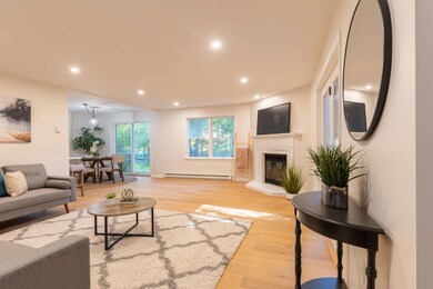 6 Settlers Ct unit 303, Portland, ME 04103 - photo 2