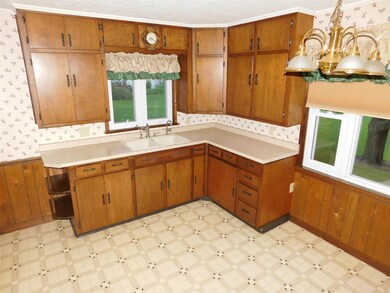 302 S Jefferson St, Ossian, IN 46777 - photo 6