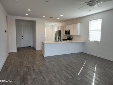 5824 N 89th Dr, Glendale, AZ 85305 - photo 2