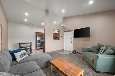 178 W Springview Dr, Saratoga Springs, UT 84045 - photo 5