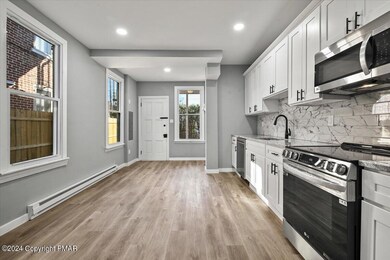 127 N 11th St, Allentown, PA 18102 - photo 6