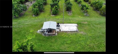 20401 SW 184th St, Miami, FL 33187 - photo 4