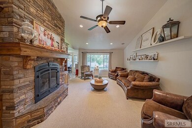 1162 Ruthann Dr, Blackfoot, ID 83221 - photo 7