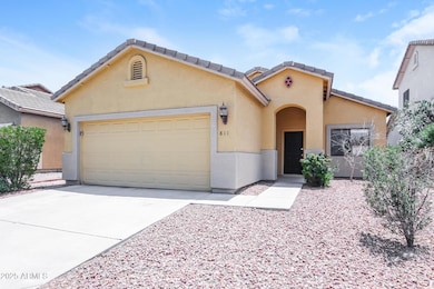 002-photo-front-view-14568019