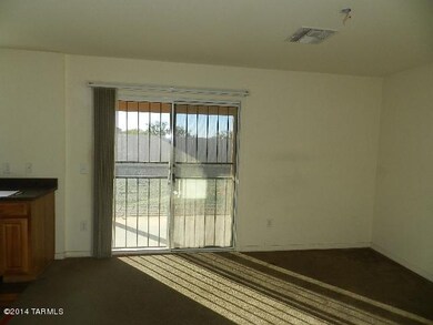 022-202738-DiningArea