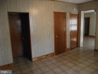 265 W Broad St, Palmyra, NJ 08065 - photo 7