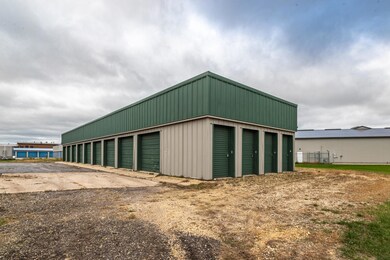 680 Commerce St, West Salem, WI 54669 - photo 6