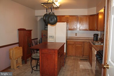 10415 Chesterwood Dr, Spotsylvania, VA 22553 - photo 6