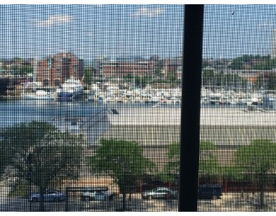 59 Hull St unit 2, Boston, MA 02113 - photo 2