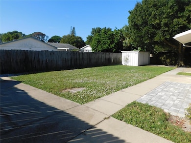 508 65th Ave W, Bradenton, FL 34207 - photo 2