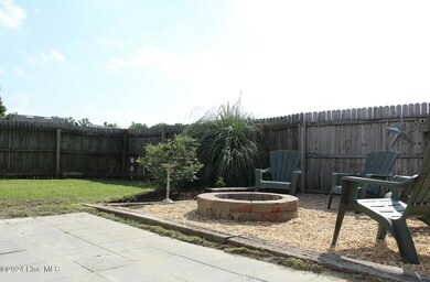 2304 Saddleback Dr unit A, Winterville, NC 28590 - photo 6