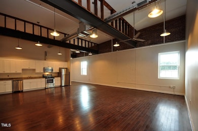 Living Rm Kitchen Overview1