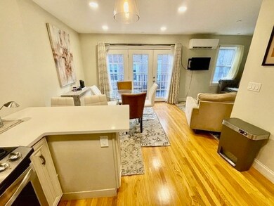 17r Clark St unit 4, Boston, MA 02109 - photo 2