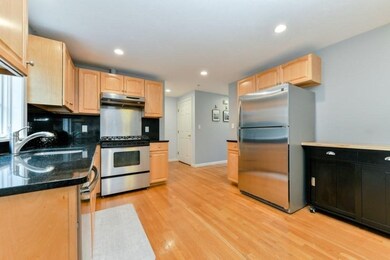 995 Trapelo Rd unit 4, Waltham, MA 02452 - photo 4