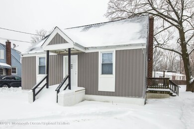 03_House Front-4