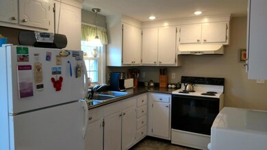 31 Harding Ln, West Yarmouth, MA 02673 - photo 5