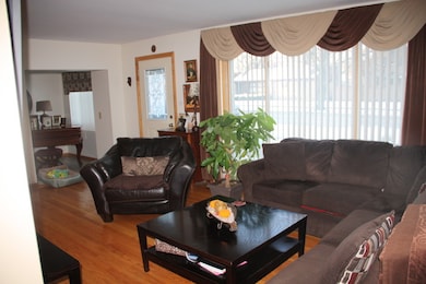 426 W Fremont Ave, Elmhurst, IL 60126 - photo 4