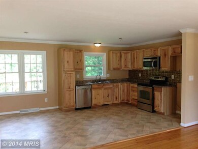 571 Tinsley Dr, Radiant, VA 22732 - photo 2