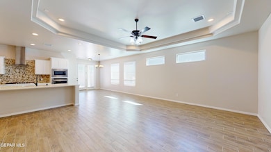 13725 Olney Ave, Horizon City, TX 79928 - photo 3