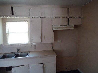 89 Fichter St, Houston, TX 77022 - photo 3