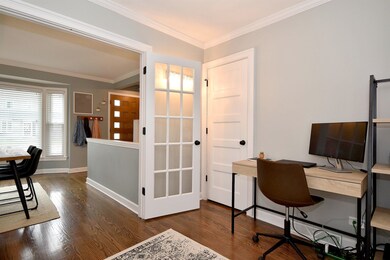 285 N Highview Ave, Elmhurst, IL 60126 - photo 3