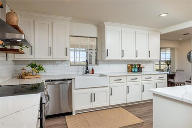 1908 Long Creek Ct, Granbury, TX 76049 - photo 6