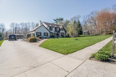 002-Front_View-2600140-large