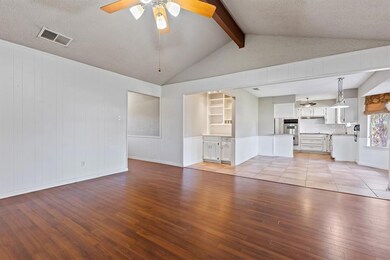 8705 Irongate Dr, North Richland Hills, TX 76182 - photo 4