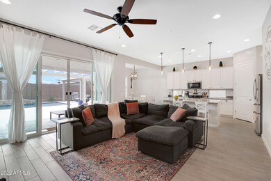 10305 E Strobe Ave-10