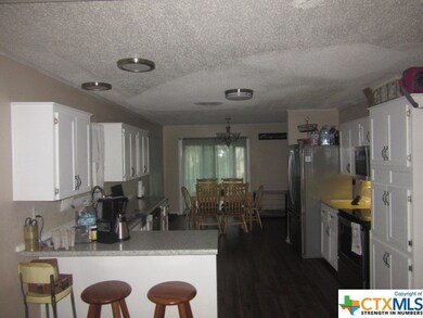 415 Nauert St, Copperas Cove, TX 76522 - photo 3