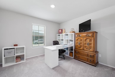 1230 Colt Canyon Dr, Alvin, TX 77511 - photo 7